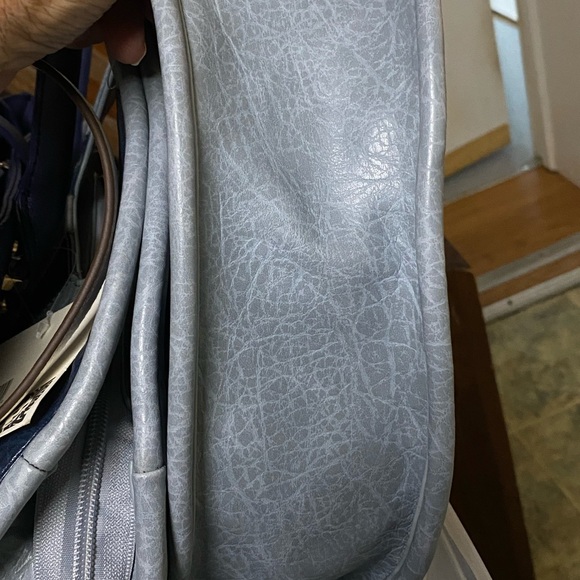 COPY - NWT Wonderly Circle Patchwork tote 14 1/2" across X 10" Tall X 3 1/2" Wi… - Picture 7 of 9